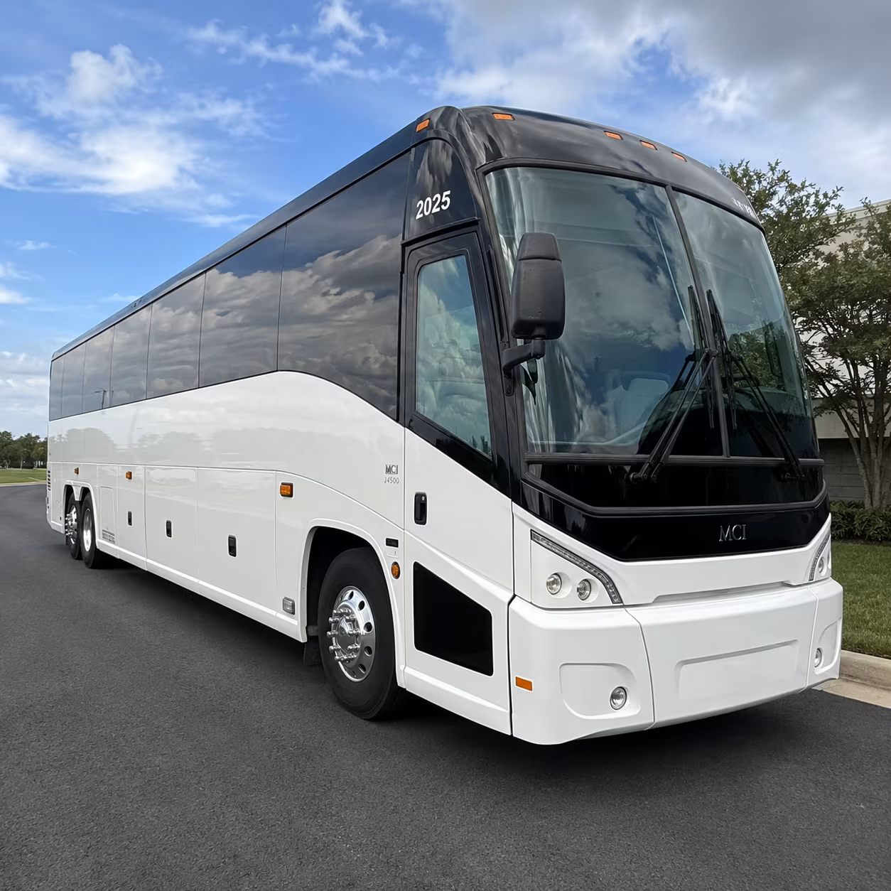 charter buses for history and heritage field trips around the charleston area